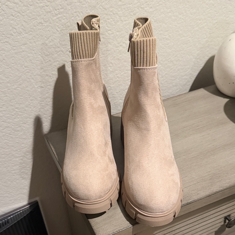 Stylish Beige Ankle Boots for Women